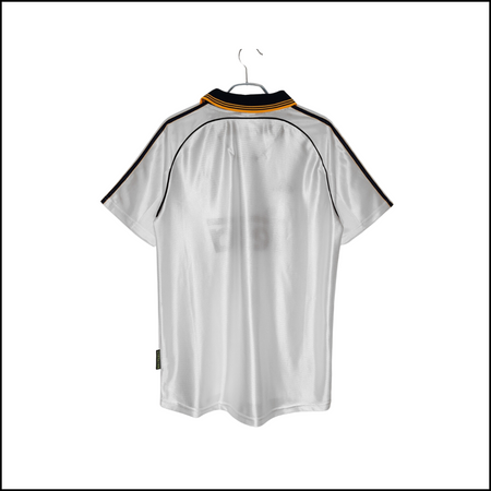 Camiseta retro local del Real Madrid 98/00