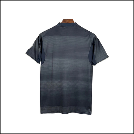 Real Madrid - Maillot extérieur 25/26